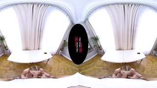 Sexsual Strokes inside VirtualReal Porn