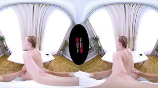 Sexsual Strokes inside VirtualReal Porn