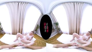 Sexsual Strokes inside VirtualReal Porn