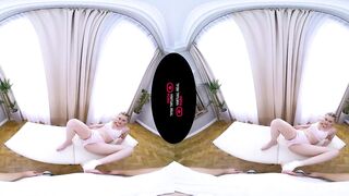 Sexsual Strokes inside VirtualReal Porn