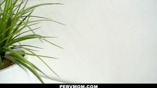 Crazy Sexy Milf Linzee Ryder Gets Lustful Grind From Stepson