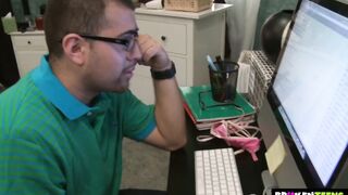 Nasty Ashli Orion Let Her boyfriend Watching Her To Nailed Another Guy