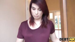 DEBT4k Bro and the female debtor find a common language thanks to sex