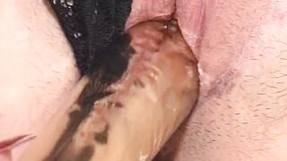 Cougar fistet Solo ihre Vagina