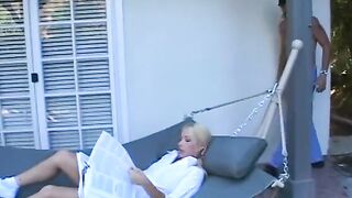 Hoe gets facial after blowing penis and getting both boned holes nailed