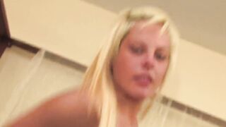 Yesica Catler offer a bj and fucks Terry Reid