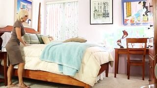 Bad Mommy - Tara Holiday Fucks Her Dyke Gf Carter