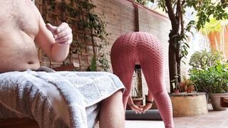 I pull my penis out into front of my Desi stepsister while she does ass exercises. She does fitness into yoga leggings and has long natural breasts.