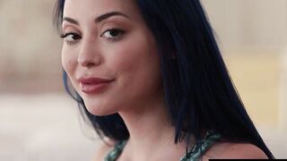 Freeuse yoga class turns in 3some fucking