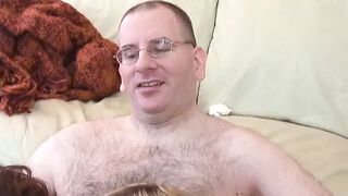 2 Bae chunky chicks share penis on thefloor