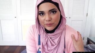 Thick muslim eighteen looses virginity to her stepuncle