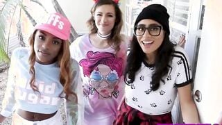 Arcade games with one of a kind rules for these Hottie 19 yo BFFs