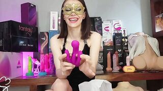 Sarah Sue Unboxing Mysterious Box of Sex Vibrators #2