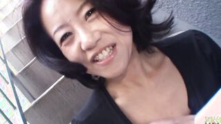eastern older convinced to fucked so she receives a sloppy cummed into bed Junko Sakashita