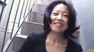 eastern older convinced to fucked so she receives a sloppy cummed into bed Junko Sakashita
