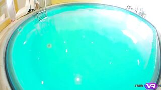Tmw VR net - Nancy A - BLONDE DIG SOLO PLAY INSIDE A POOL
