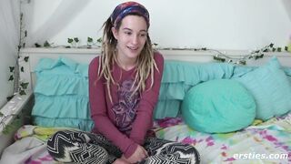 maren fondling her unshaved bush to extreme climax