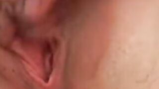 Lisa's Orgasm Up Close and her Pussy inside Closeup