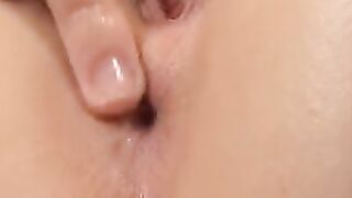18yo pushes on her deep vaginal muscles closeup!