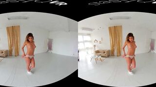 Hot beauty posing with her perky tits inside exclusive vr porn tape