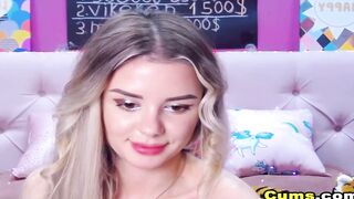 Teens blonde creamy orgasm
