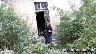 These voluptuous girls don't seem bothered by peeing off their neighbours