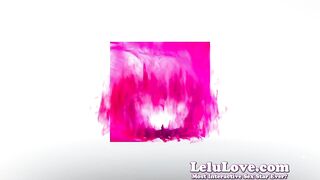 Bare toes amateur pornstar into sweatpants & boobies out talks behind the scenes of her porn life on film podcast - Lelu Love