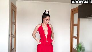 DoeGirls - Mia Split Young Flexible Russian Hot Takes A Huge Vibrator Inside Her Tight Vagina