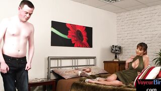 Voyeuristic european Beauty instructing slave from the bed
