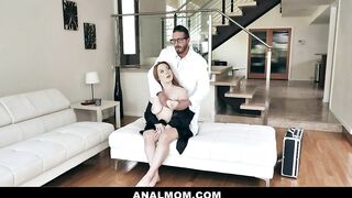 Penetrating A babe MILFs Booty