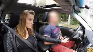 HUNT4K Bf is sitting into the backseat while sluts makes cash