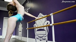 Naked european 19 yo Julia Fiatal makes an sexual legs spreading performance