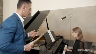 Piano teaches fucks his super new college girl into her parents home