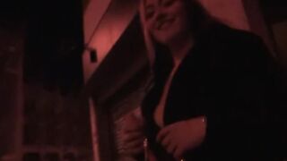 She wasn't expecting to become a porn camgirl, but she's sho perfect at it