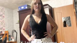 Wondrous beauty needs cum inside her mouth