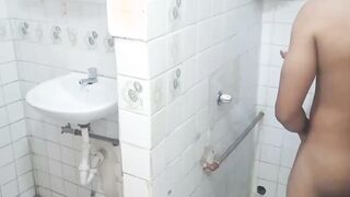 My stepsister accidentally drops the bath tub towel and I banged her well- porn into Spanish Xvideos