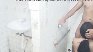 My stepsister accidentally drops the bath tub towel and I banged her well- porn into Spanish Xvideos