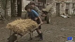 These bitches love to got plowed inside the straw