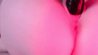 DildoPussyCloseUp
