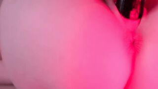 DildoPussyCloseUp