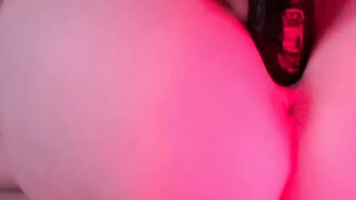DildoPussyCloseUp