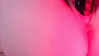 DildoPussyCloseUp