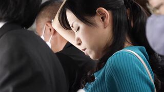 乳首いじり痴漢電車～勃起ちくびを執拗につまみ上げられイキ堕ちる人妻～ 加治史奈