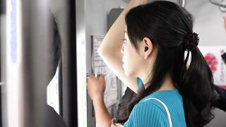 乳首いじり痴漢電車～勃起ちくびを執拗につまみ上げられイキ堕ちる人妻～ 加治史奈