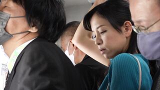 乳首いじり痴漢電車～勃起ちくびを執拗につまみ上げられイキ堕ちる人妻～ 加治史奈