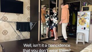 The milf did not put on her underwear and seduced a young bro with a nude twat