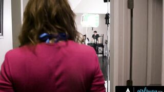 GIRLSWAY - Big Titted Syren De Mer And Dee Williams Have Their Chemistry Shown With A Passionate Banged!