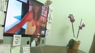 Jessica Valentino is a dark hair pounded inside her soak cunt