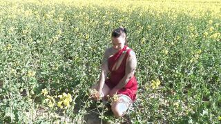 BBW bitch solo into the field - pissing virgin