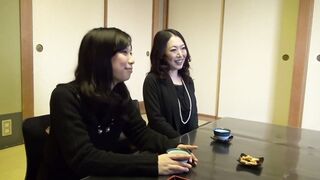 Older Girl Suddenly Screwed at Night into a Guest House Resists, but Her Body Is Awakened to SEX Mode by the Stiffness of Man : View More→https://bit.ly/Raptor-Xvideos